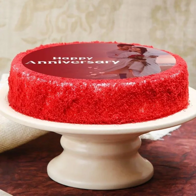 photoanniversaryredcake9831550caC0