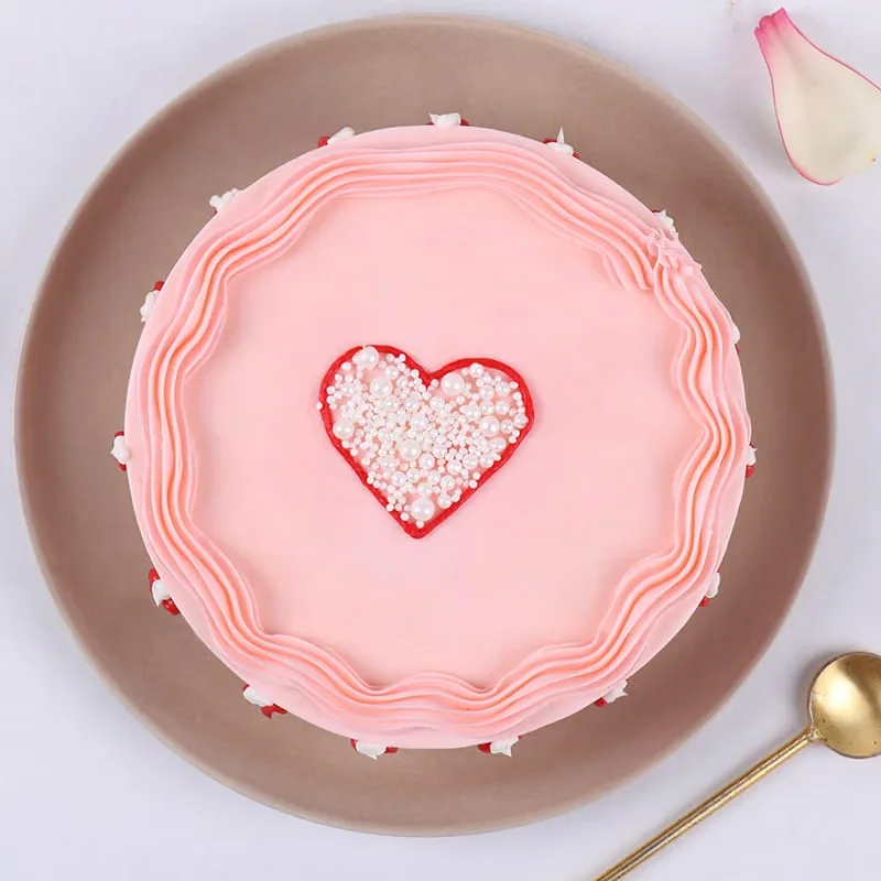 blushnheartschocolatecake9718640caC0