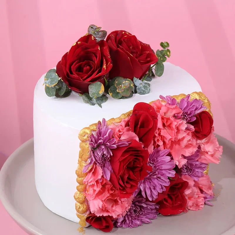 romanticfloralchocolatehalfcake9718550caD0
