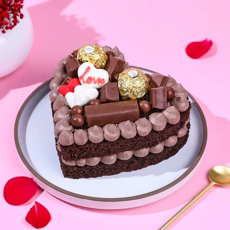 Chocolate Lover Dream Heart Cake Delice 