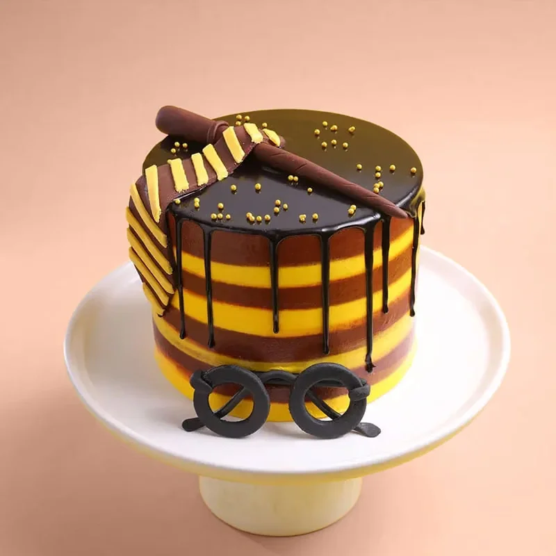Harry Potter Gryffindor Drip Cake Sweet