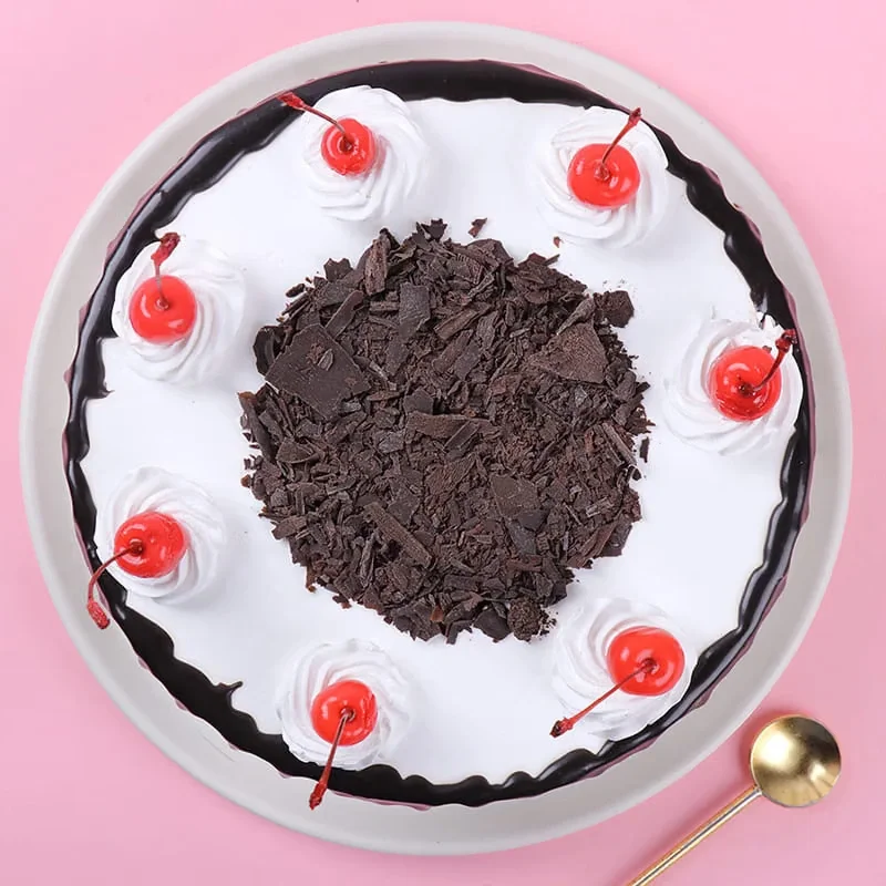 loveyoublackforestdripcake9714530caC0