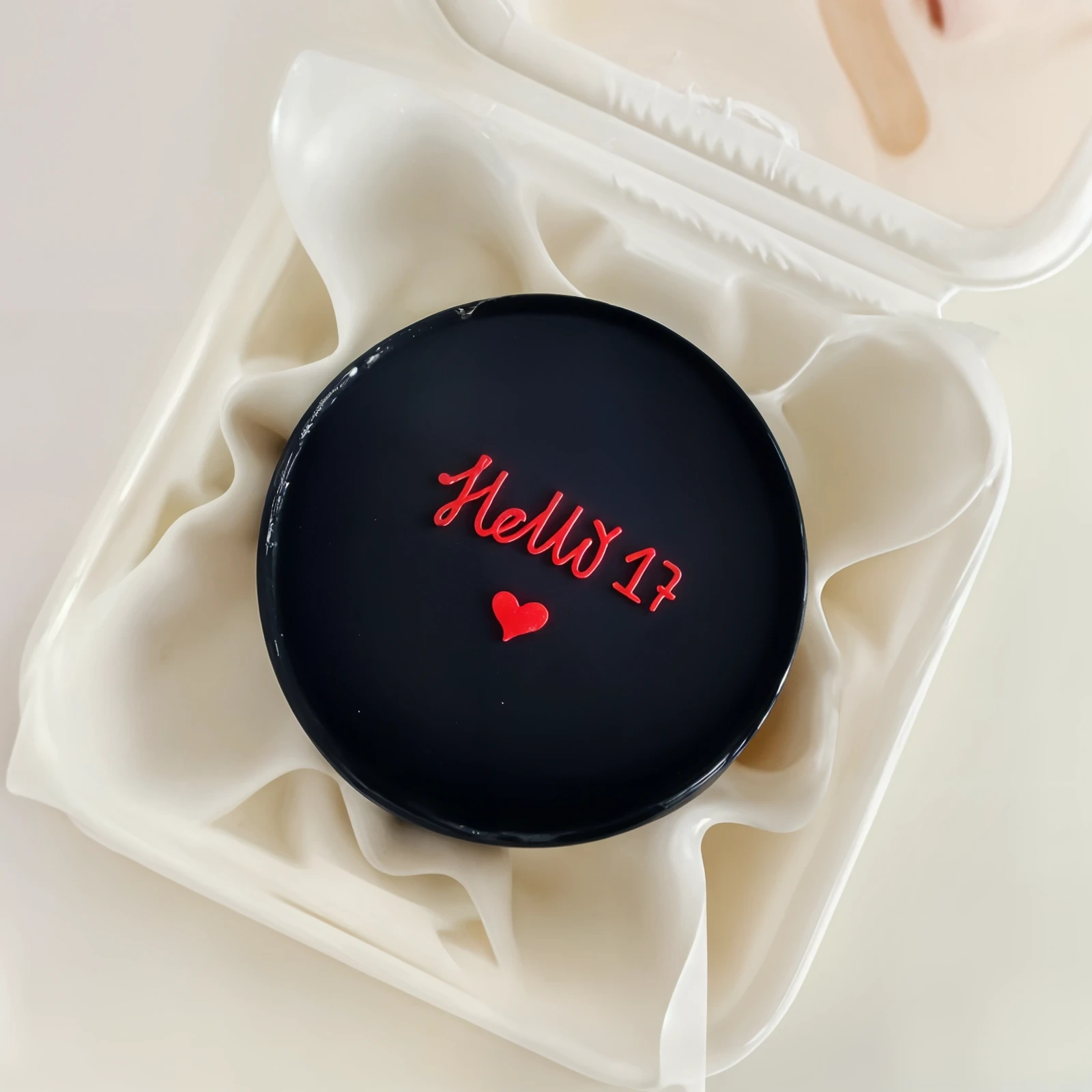 Pure Chocolate Bento Cake Fantasy