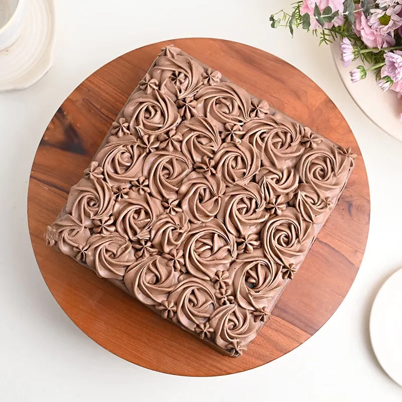 decadentchocolatecakewithbirthdaytopper9936880caDDD