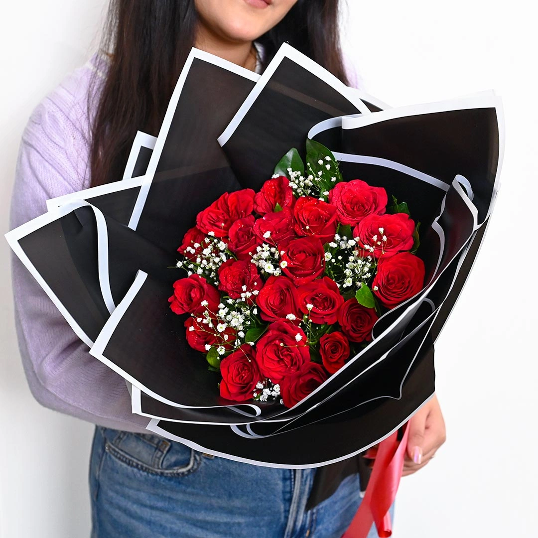 redrosestemptationbouquetc