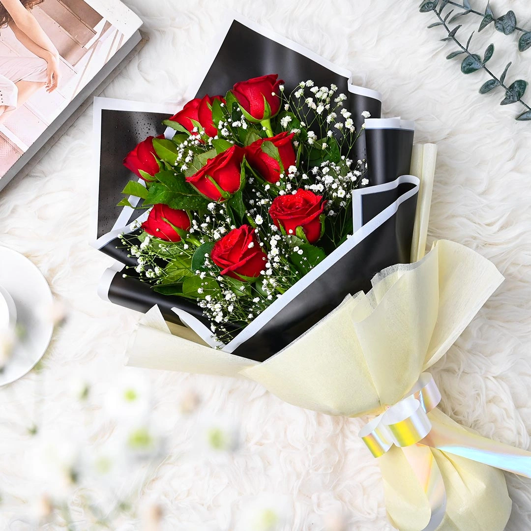 Heartfelt Red Roses Flowers  Bouquet 