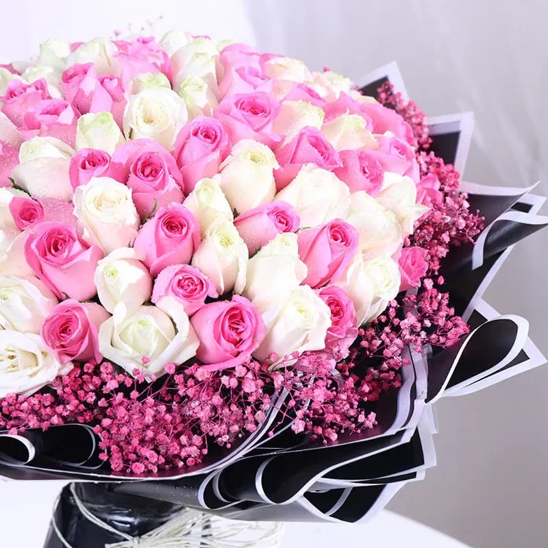 radianceofromanceinpinknwhiteroses9717420flD0