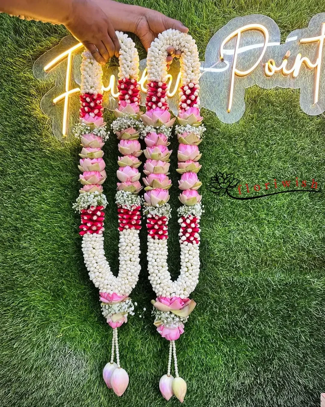 Lotus Mogra Rose Petals Jaimala Premium