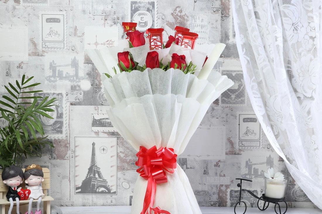 Kitkat rose assortment Bouquet 