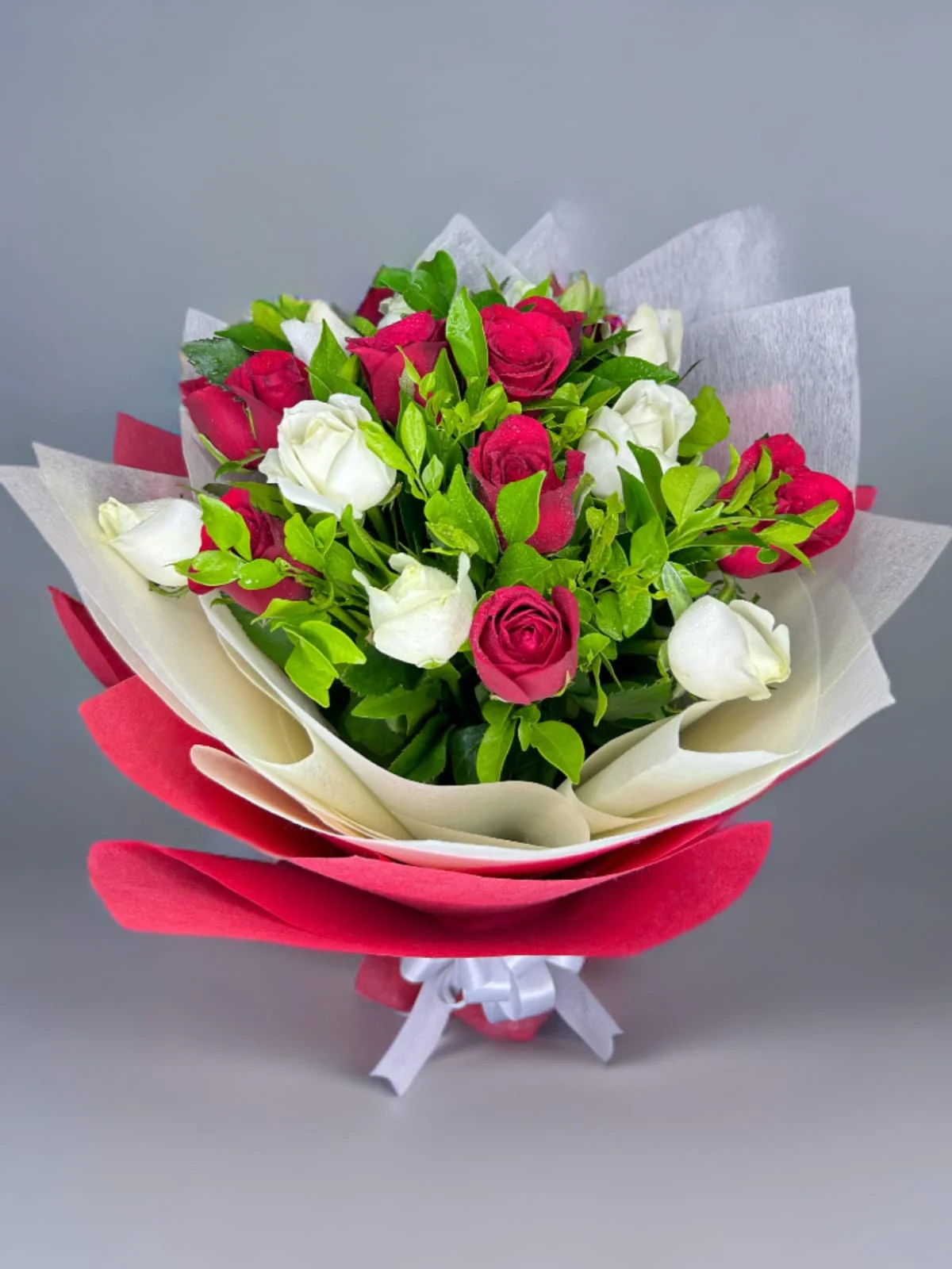 MixRosesBouquet2