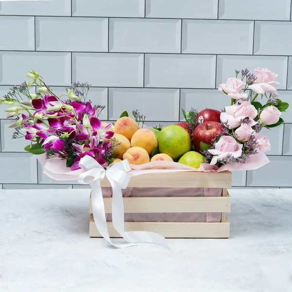 Lush Floral Fruit Box Set 