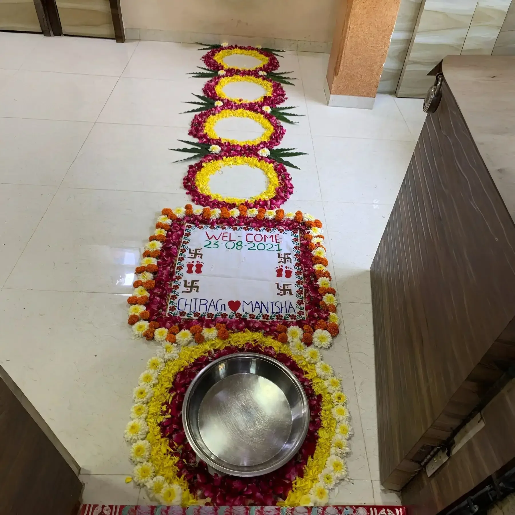 Personalized Floral Welcome Path Decor