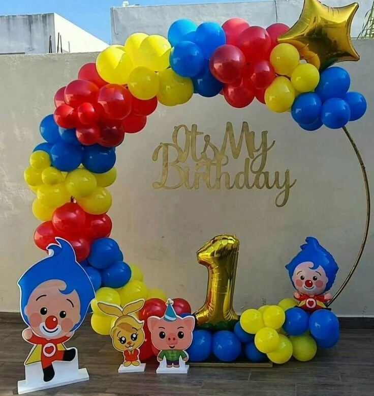 Colorful Cartoon-Themed Birthday Balloon Decor 