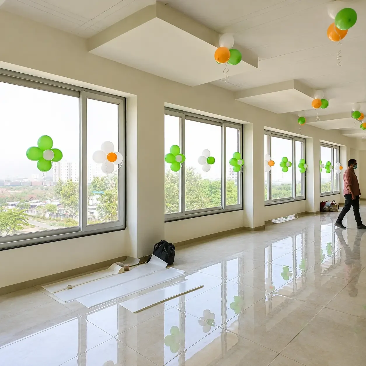 Tricolor Office Decoration Setup 