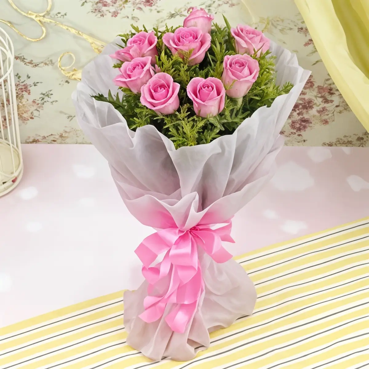 Bunch of 8 Pink Roses Bouquet 